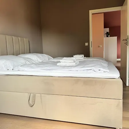 Lightplace - Zentral - Parkplatz - 2 Schlafzimmer شقة *